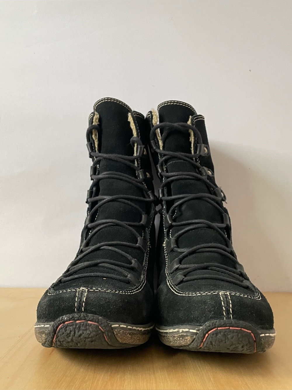 Timberland Reykir Ghillie Black Suede Winter Boots | US 10M - Picture 2 of 9